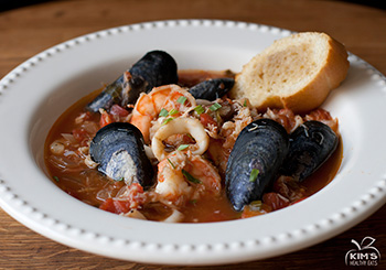 Cioppino (Seafood Stew) | Kim's Healthy Eats